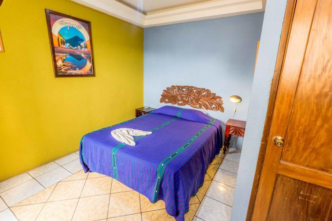 Hoteles Kakchiquel Panajachel Extérieur photo